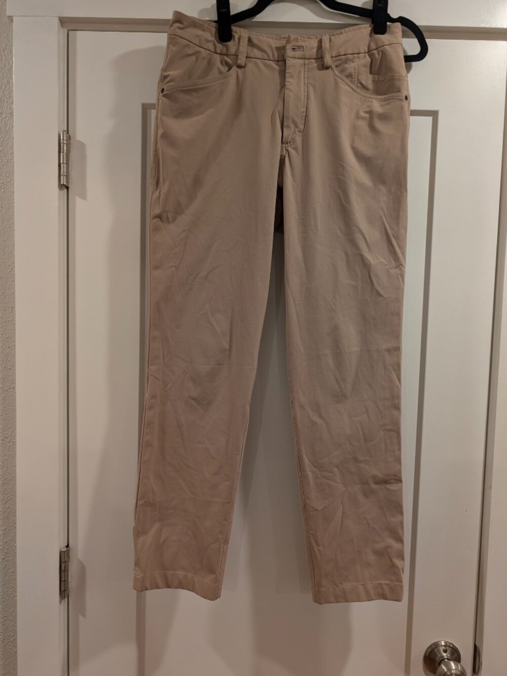 Lululemon Classic-Fit Trousers- Men’s Size 30, Khaki Tan